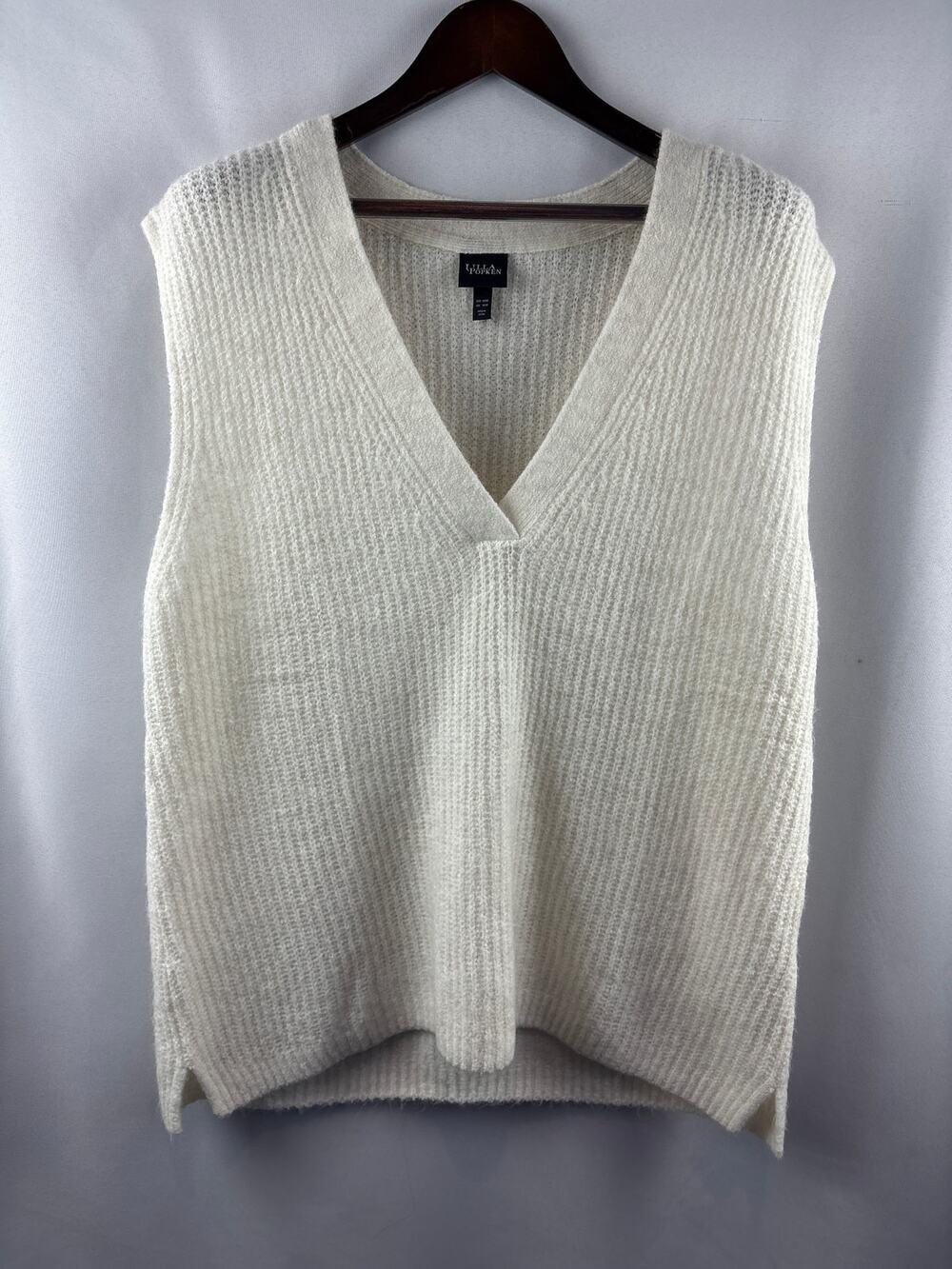 Women’s Ulla Popken Size 16/18 Cream V-Neck Sweater Vest